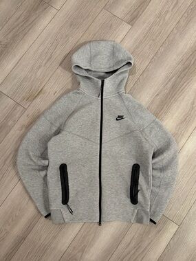 Nike Tech Fleece Gray Heather Windrunner Full Zip Hoodie